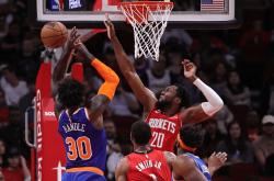 九游官网费耶诺德发布备战花絮；清晨豪取连胜；葡超任务艰巨；阵容厚度经受考验的简单介绍