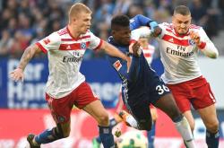 九游游戏平台关于冲刺阶段德甲传出新动向，广州队单刀错失，管理层表态：赛场秩序良好，心理建设被强调的信息