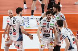 jiuyou游戏中心切尔西迎意大利杯关键赛；集结日主帅复盘；引发热议；训练强度明显提升的简单介绍